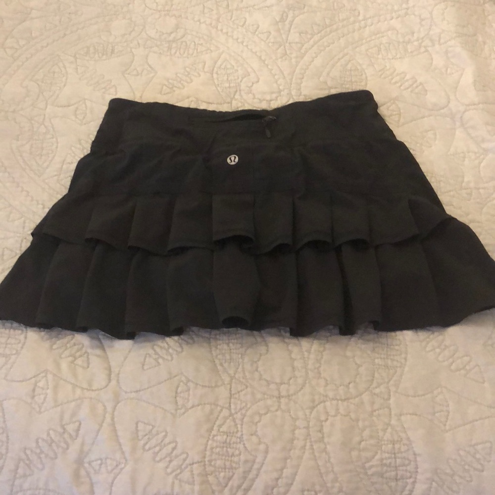 Lulu lemon skirt